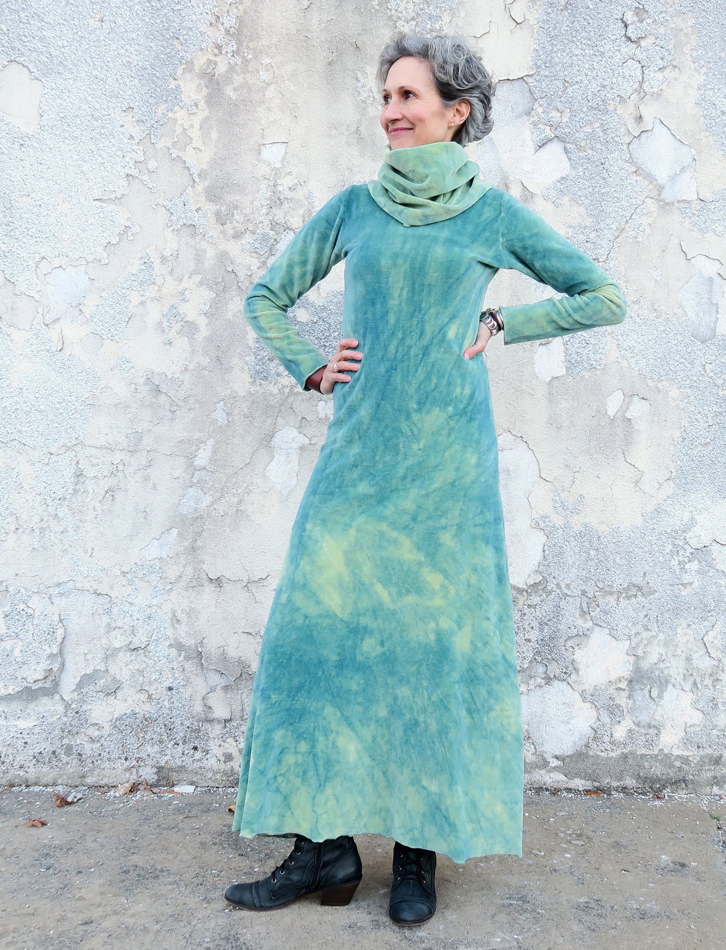 Chunky Cowl Simplicity Long VELOUR Dress